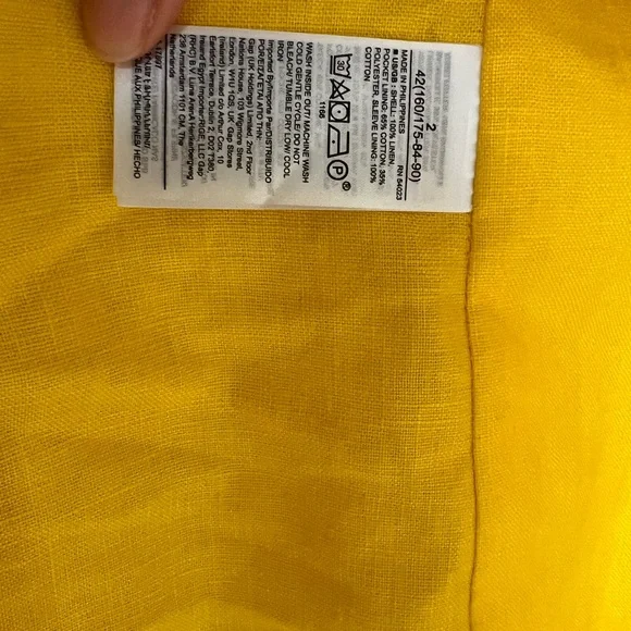 Banana Republic Vibrant Yellow Blazer - Picture 5 of 5